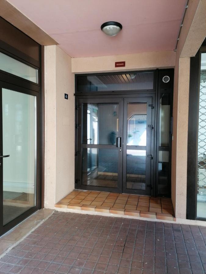 Charmant Appartement Centre Ville Le Ronsard Nogent-le-Rotrou Exterior foto